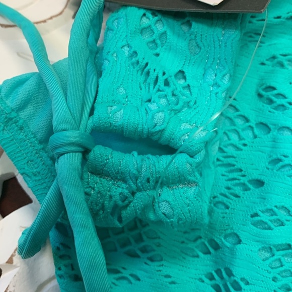 Kenneth Cole Reaction Crochet Detail SGL Aqua Green Bikini Bottoms Size M NWT - Picture 9 of 10